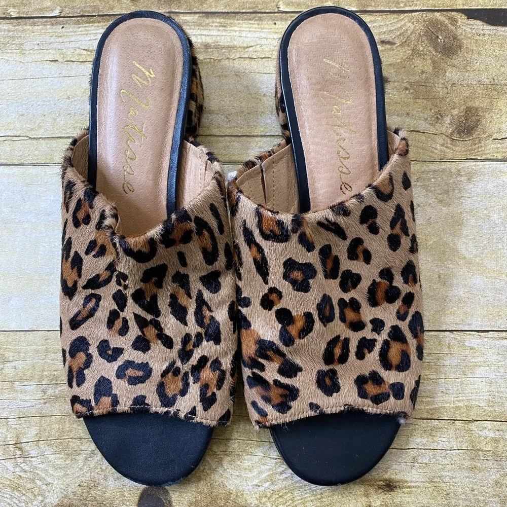 Matisse Women's Damsel Leopard Cow Hair slide women’s size 8.5 - Picture 3 of 5